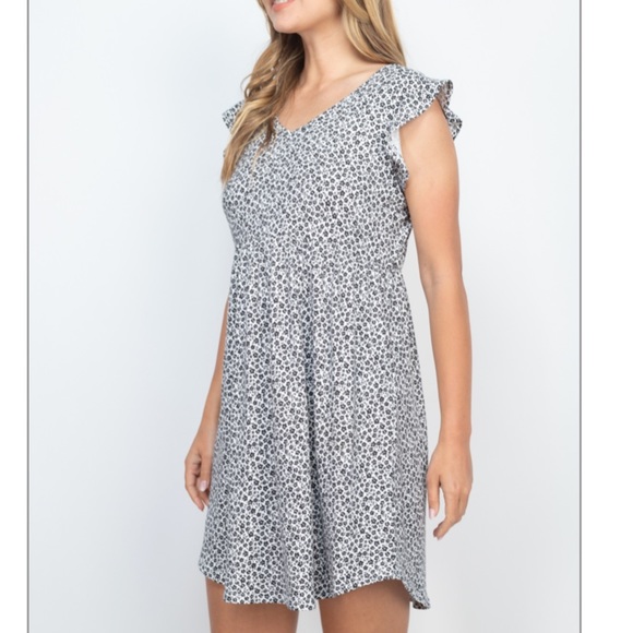 ❤️LAST L NEW SOFT BlackWhite Floral Ruffle Sleeve Dress - Picture 6 of 10